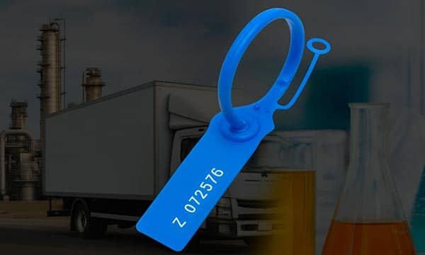 Sellos de seguridad preventivos con inserto en el mecanismo de cierre.